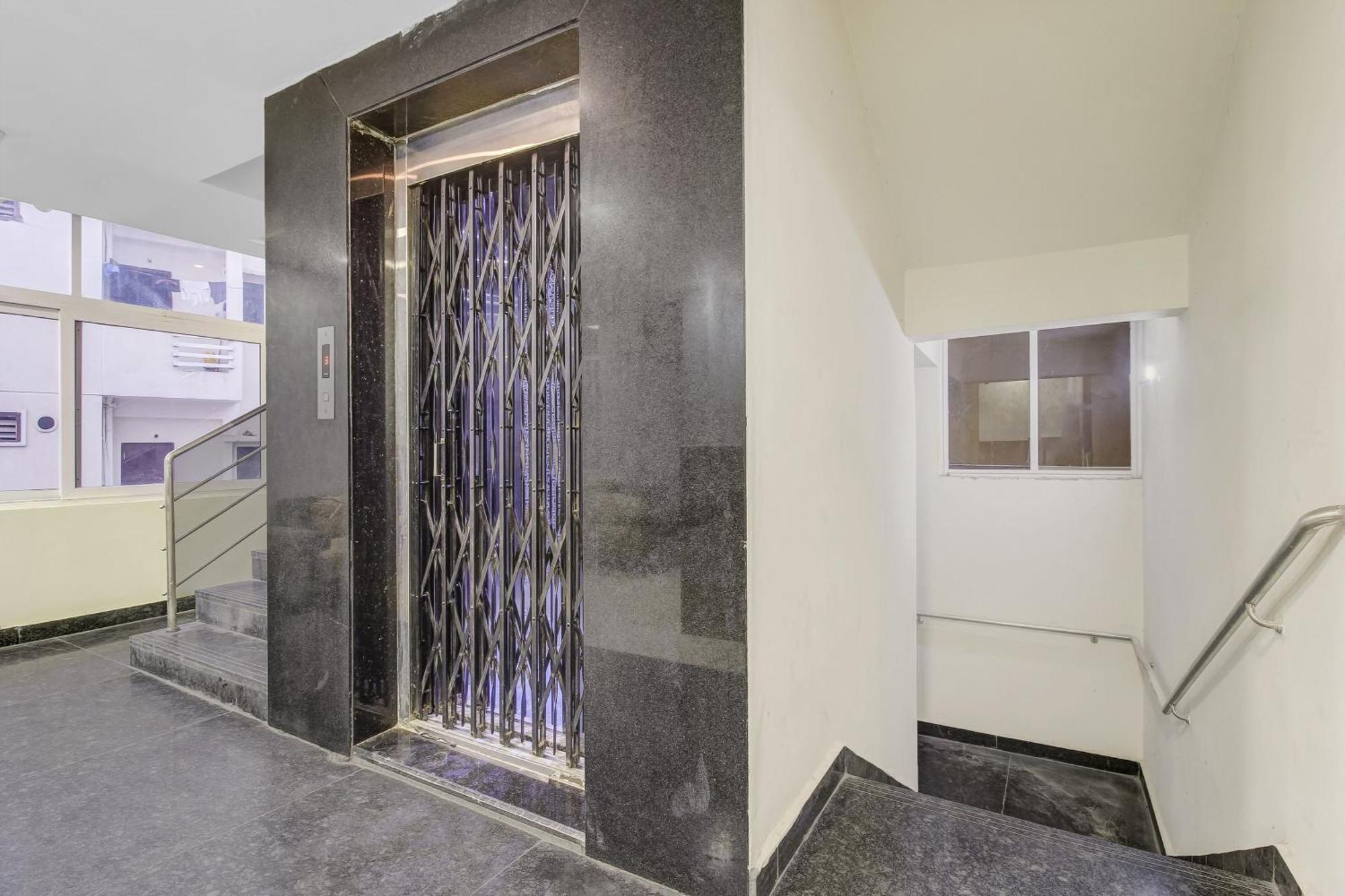 Collection O Galaxy Suites ハイデラバード エクステリア 写真